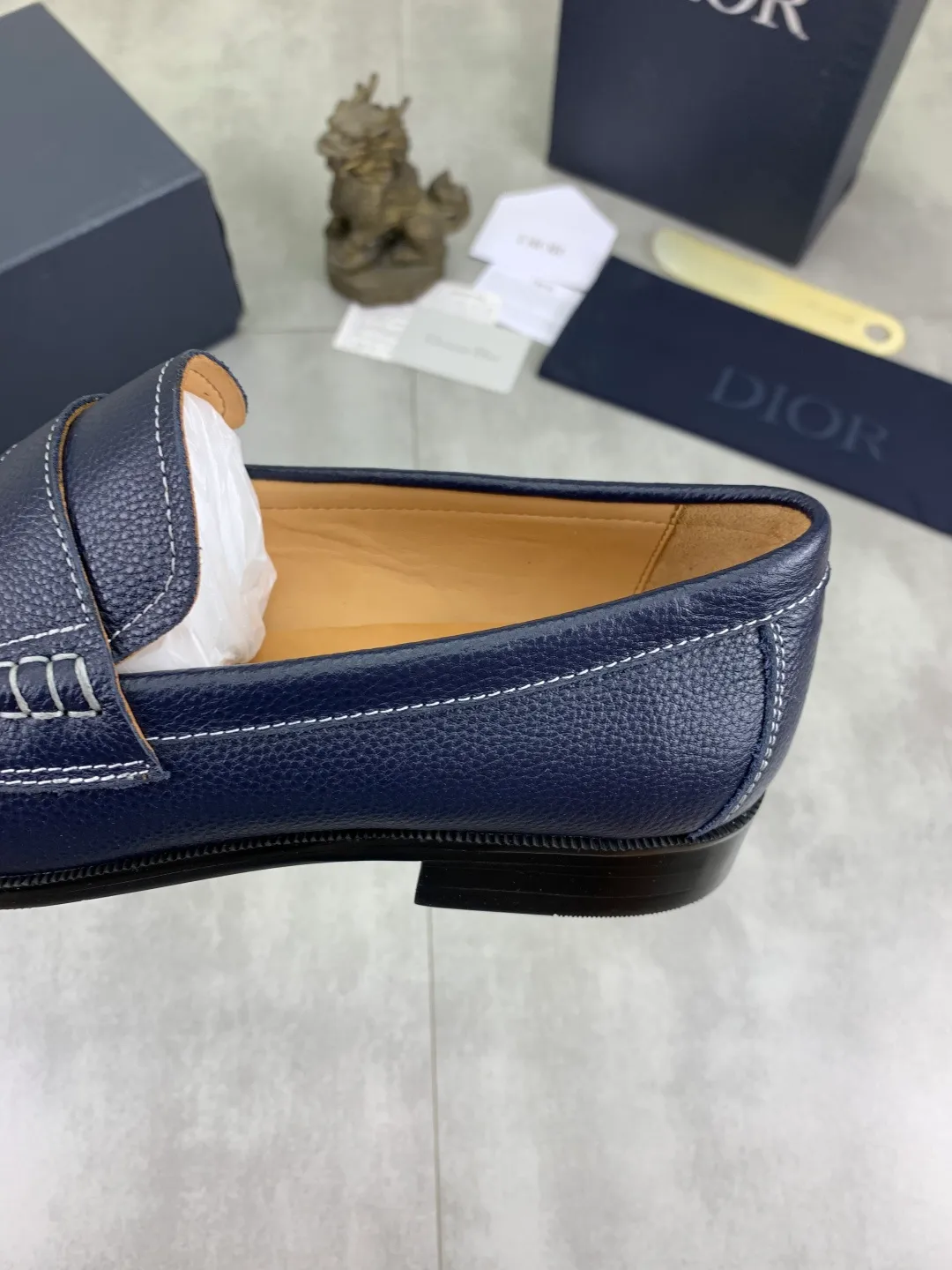 Men's men's shoes 💰P560 new style 💰high version 💎💎💎Dior original version! Top Italian purchasing agent! Men's business casual leather shoes, original imported pebbled calfskin upper, ultimate texture, gentlemanly style, imported water-dyed cowhide inside, top-quality original Italian rubber outsole, first-class workmanship, top quality! Size: 39-44 (45 customized) 3️⃣ colors available